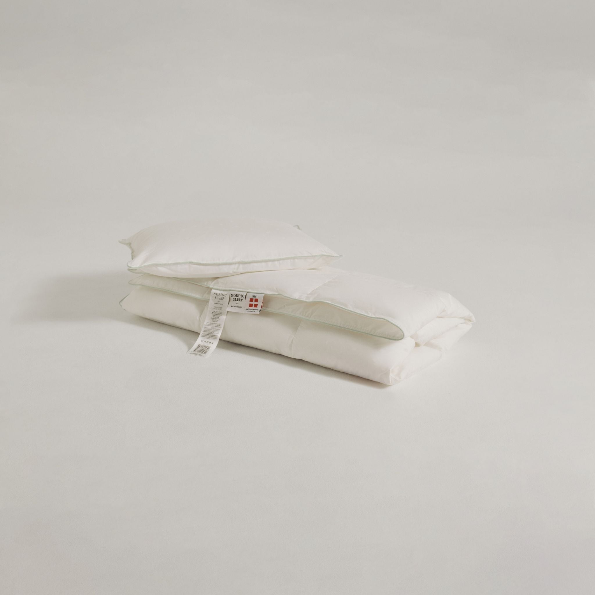 Junior-Kissen und Decke