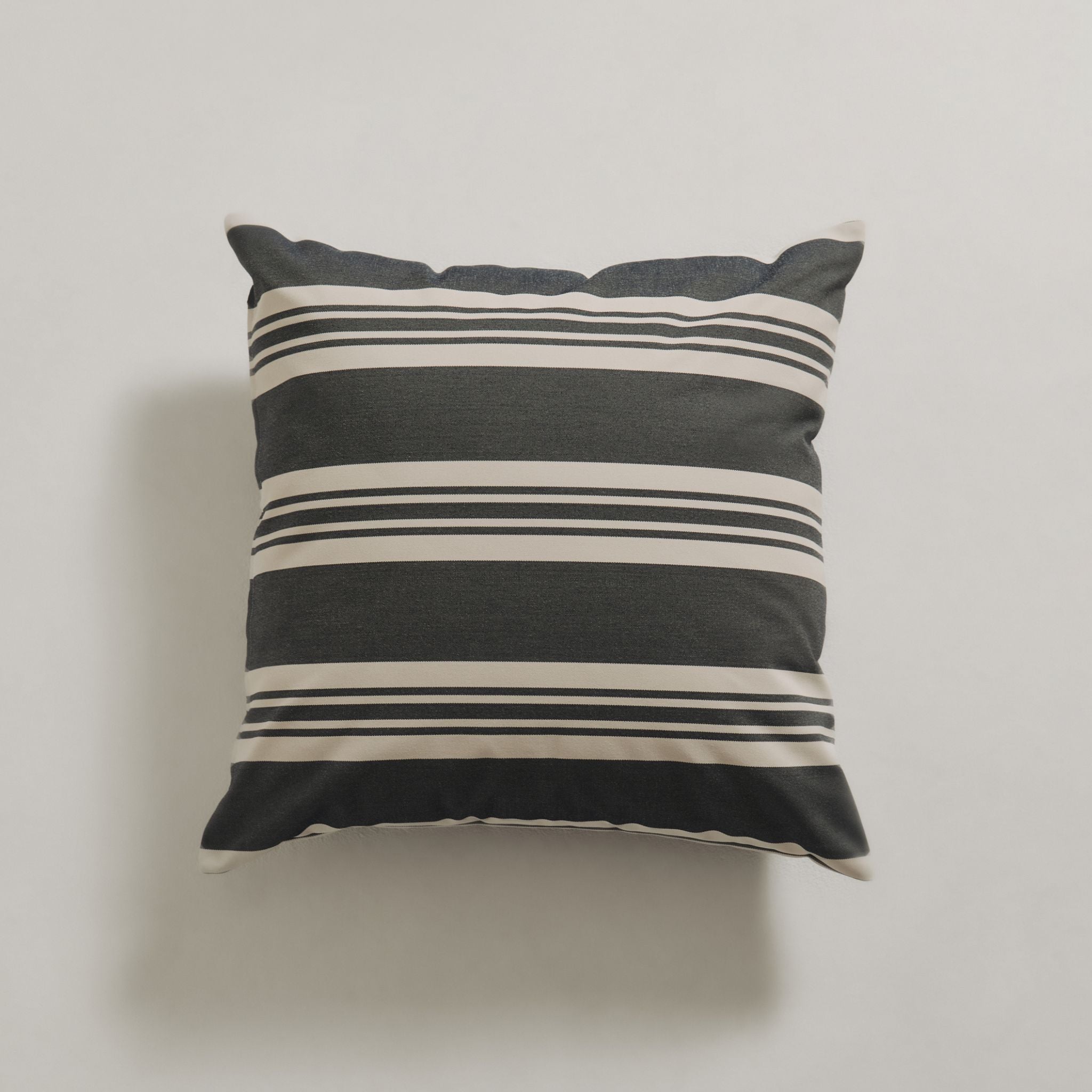 Outdoor-Kissen 50x50 - Navy gestreift
