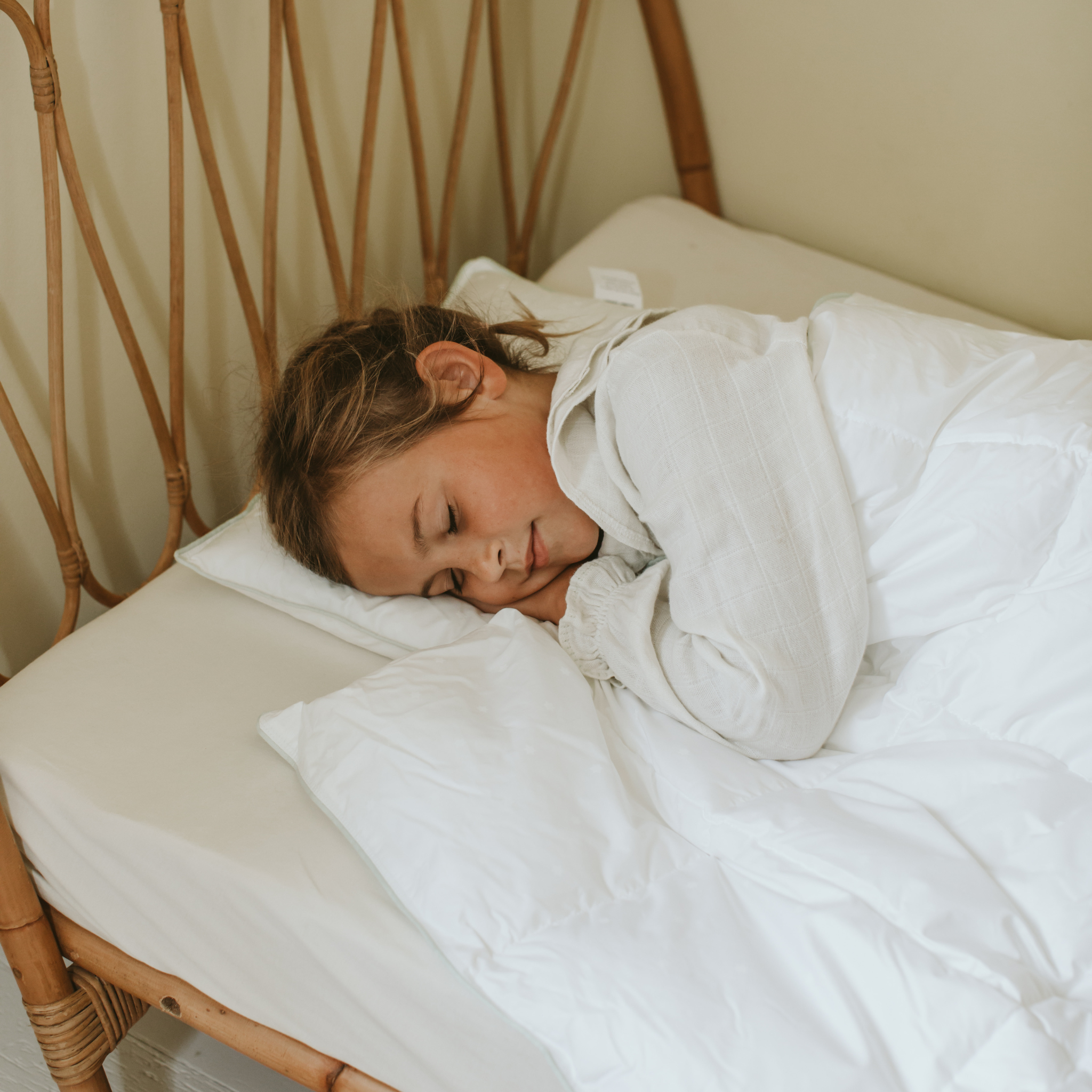 Junior-Kissen und Decke