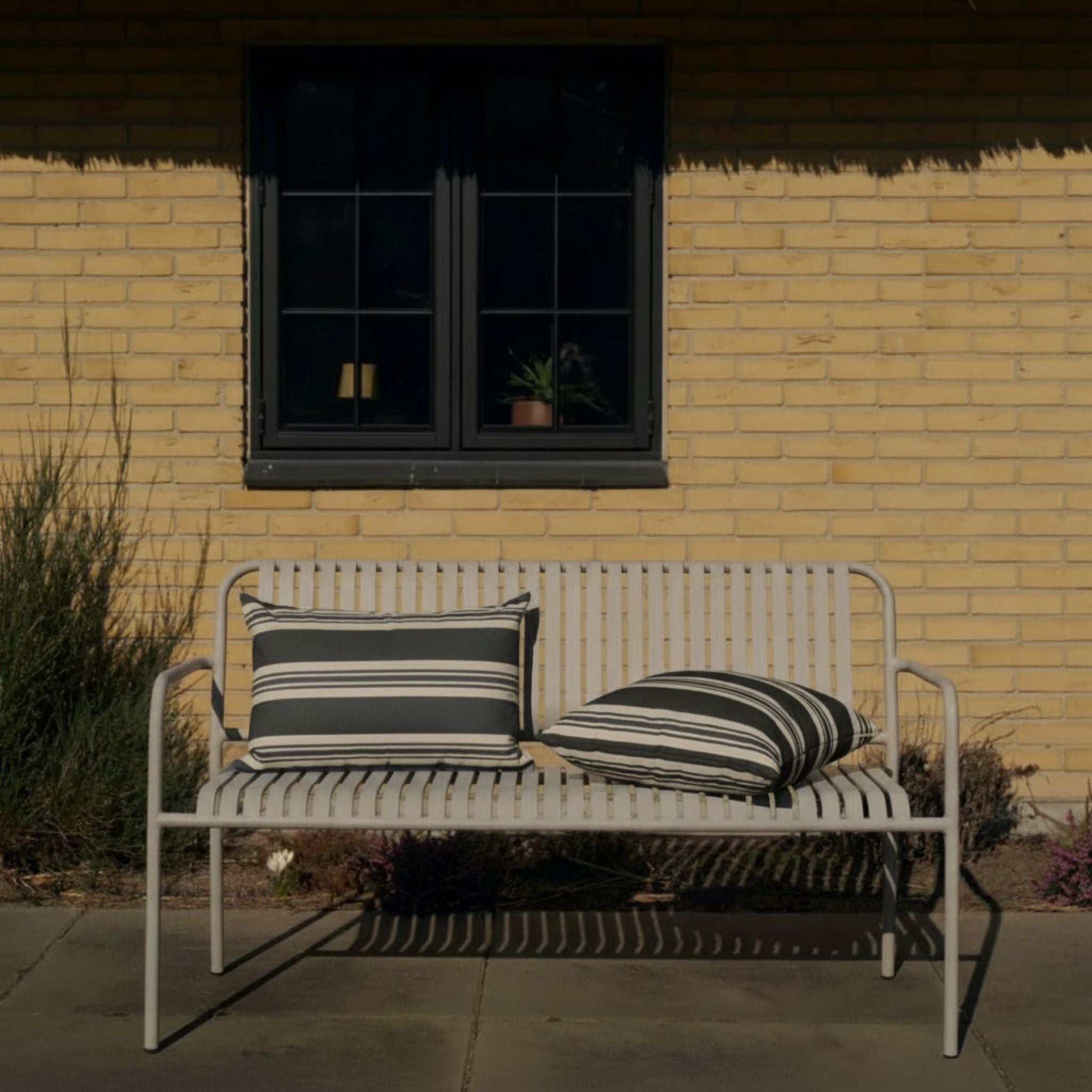 Outdoor-Kissen 40x60 - Navy gestreift