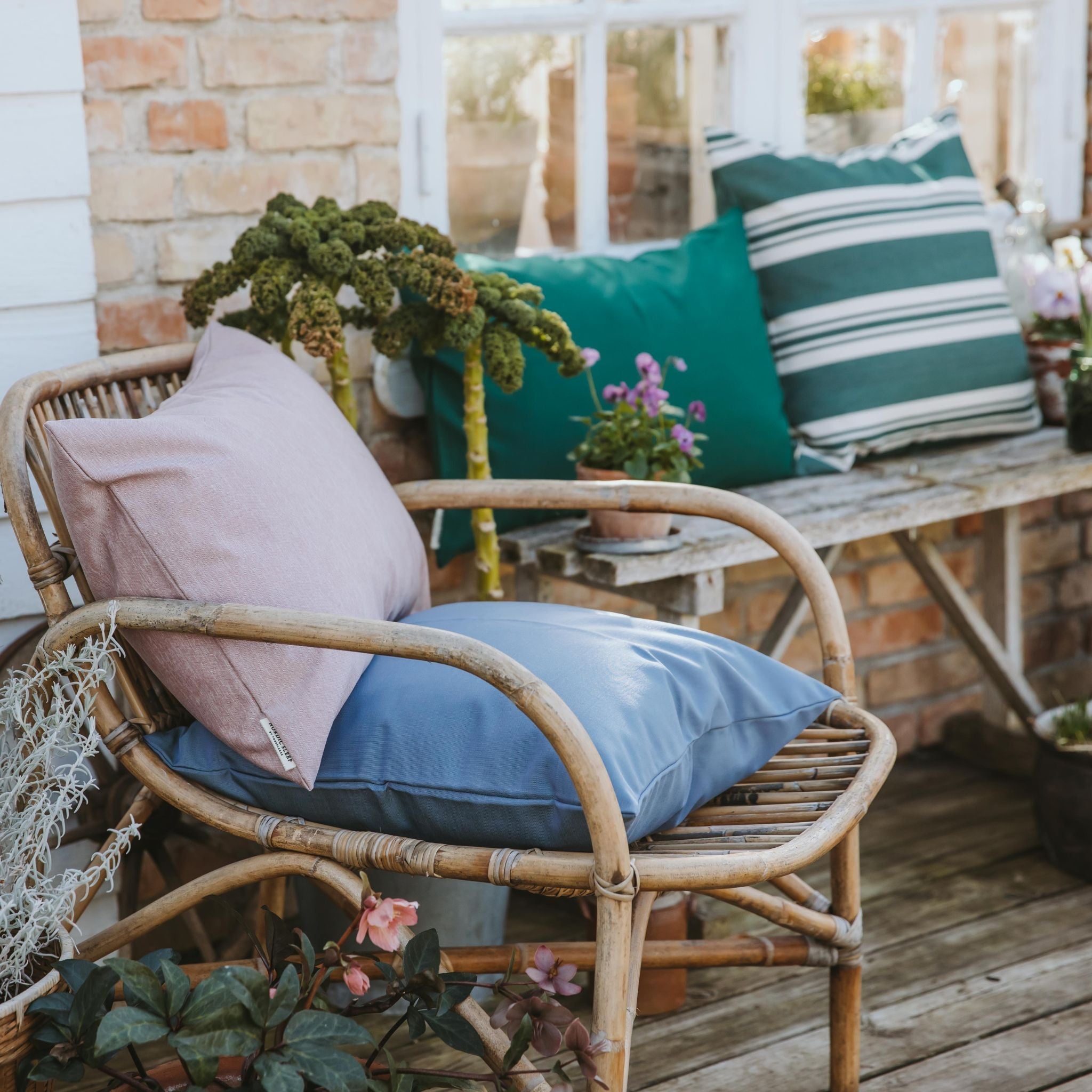 Outdoor-Kissen 50x50 - Dunkelgrün/gestreift